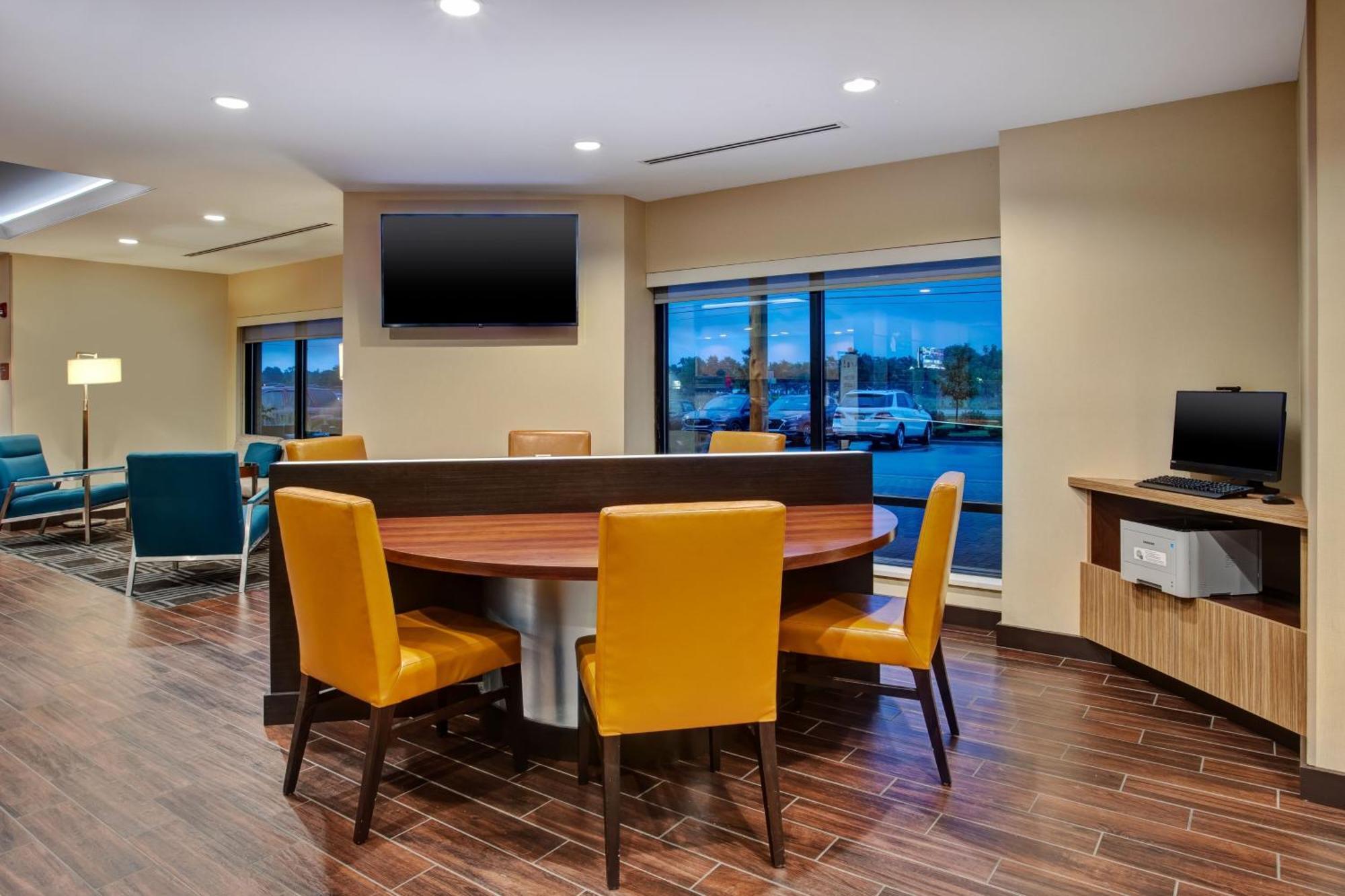 Towneplace Suites By Marriott Detroit בלוויל מראה חיצוני תמונה