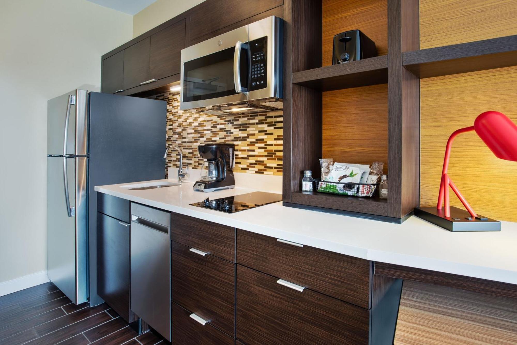 Towneplace Suites By Marriott Detroit בלוויל מראה חיצוני תמונה