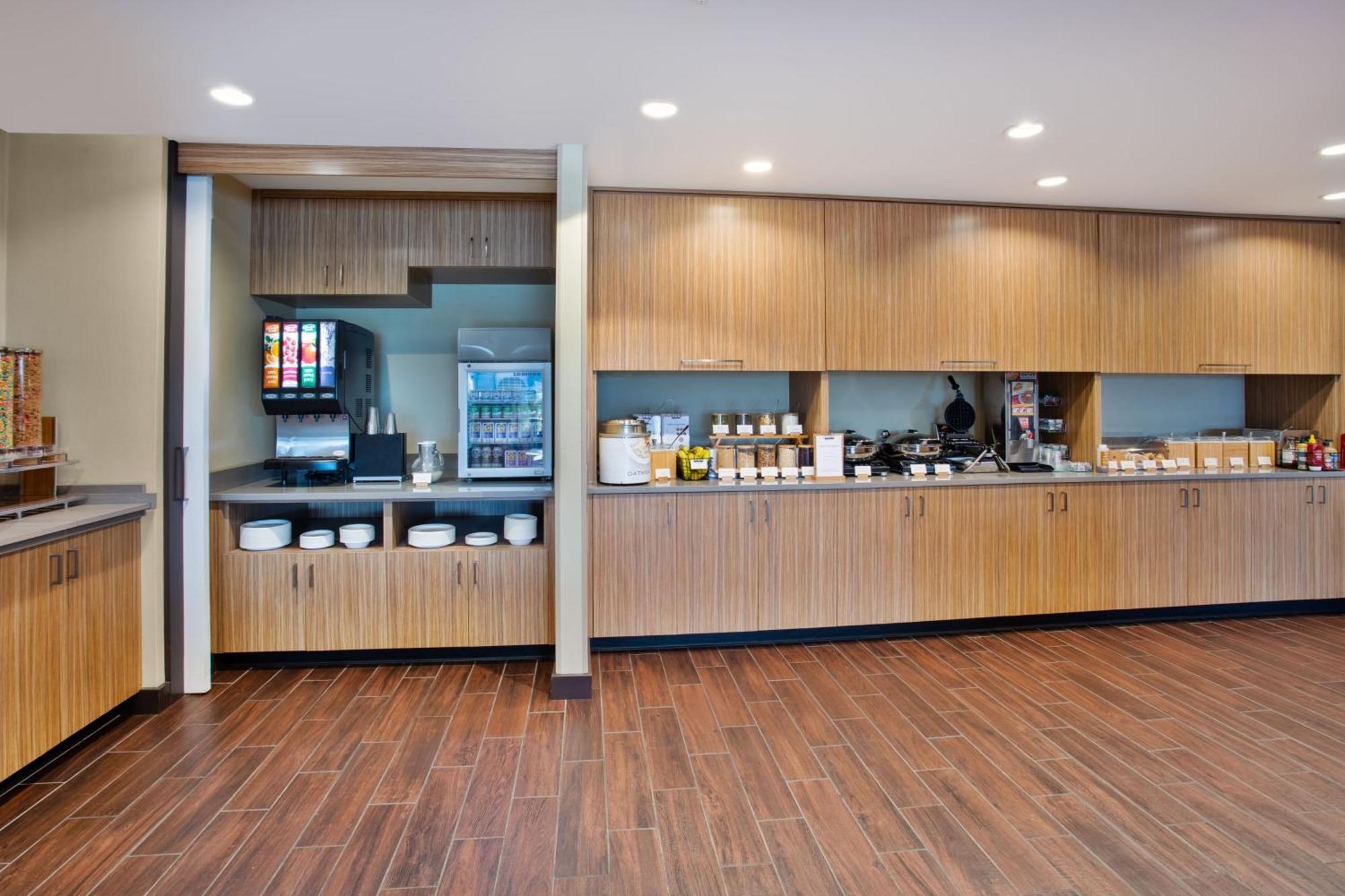 Towneplace Suites By Marriott Detroit בלוויל מראה חיצוני תמונה