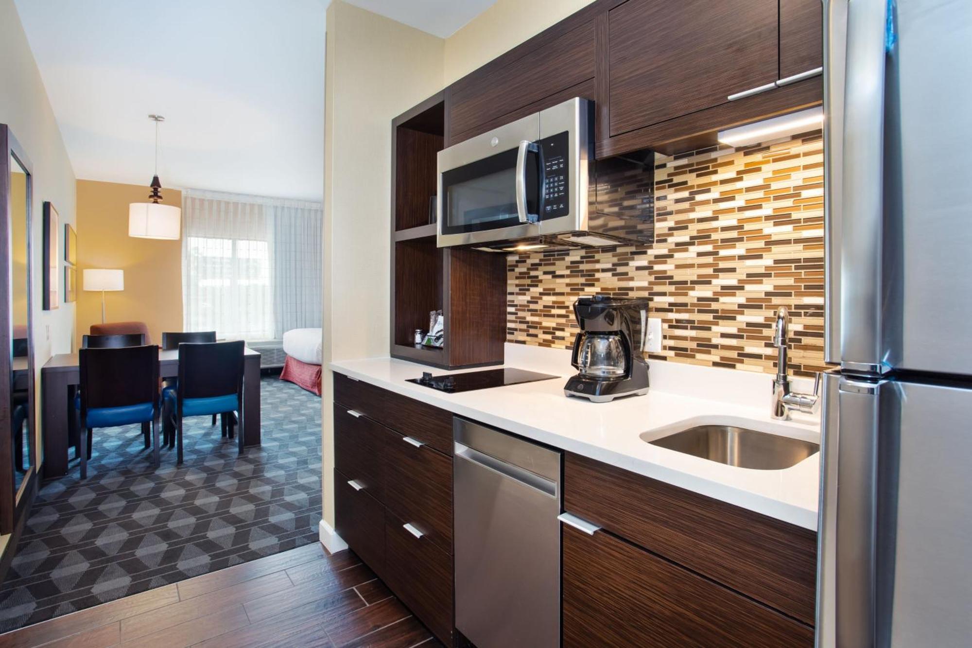 Towneplace Suites By Marriott Detroit בלוויל מראה חיצוני תמונה